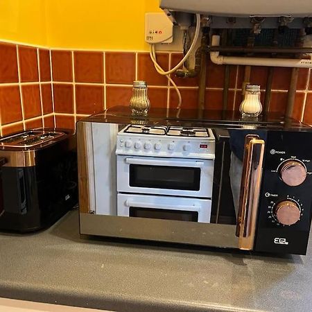 Ovington Grove 2 Fully Equipped Kitchen Free Parking 3 Bedrooms Netflix Newcastle upon Tyne Exterior foto